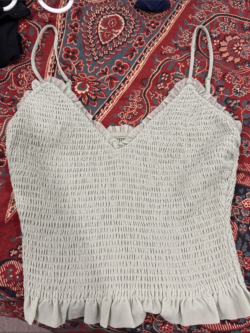 Wilfred Aritzia Sage Green Smocked Women’s Tank Top